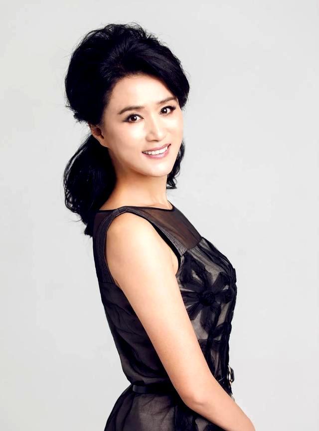 张小磊：当红时结婚，婚后生一子，如今咋样了？