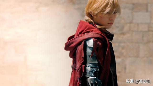 打破日本漫改影片的魔咒，《浪客剑心》真人电影为何如此成功？