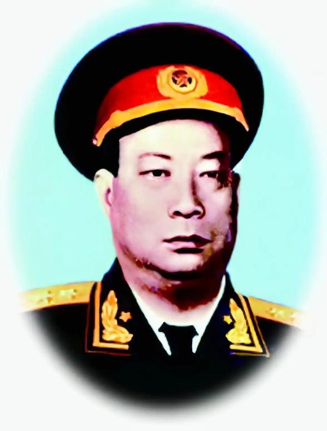 1945年，贺炳炎见到毛主席后用左手敬军礼，毛主席：免掉你这份礼