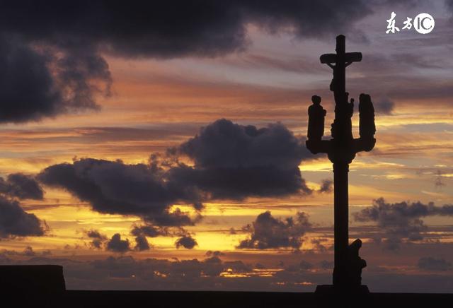 不是冤家不聚头