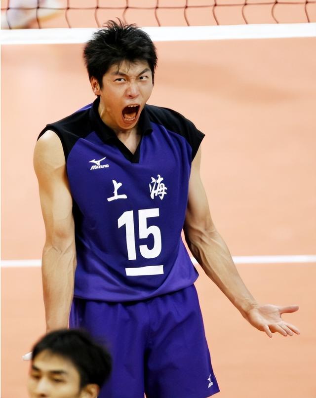 男排名将沈琼:运动生涯有悲情,39岁才结婚