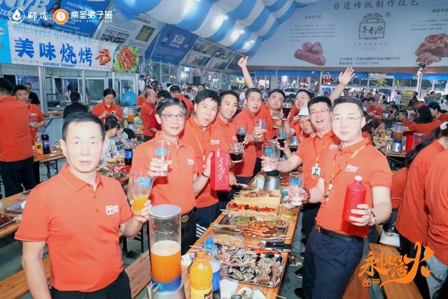 市场走访、品牌连接、会客厅建设……火红八月，未来酱步履不停