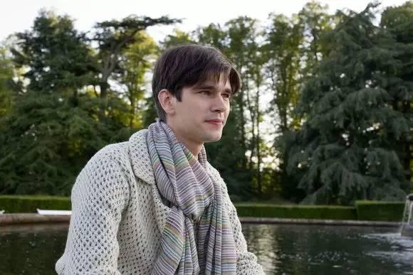 《伦敦谍影》，本喵恋爱+间谍两不误