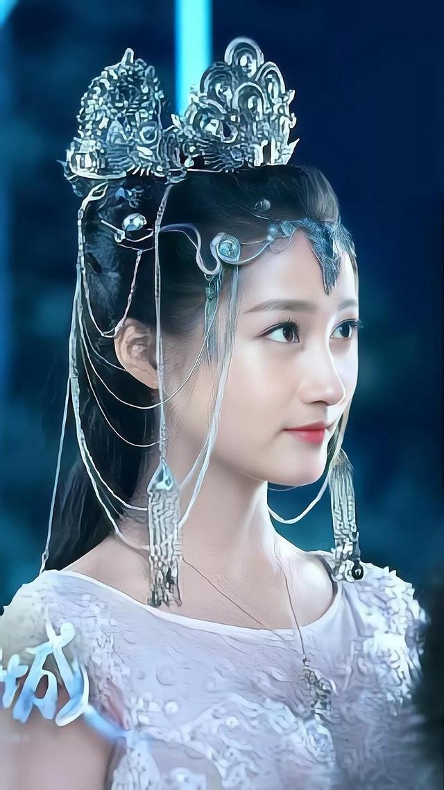 九州天空城:白庭君换了风天逸的命数与易茯苓再无交集