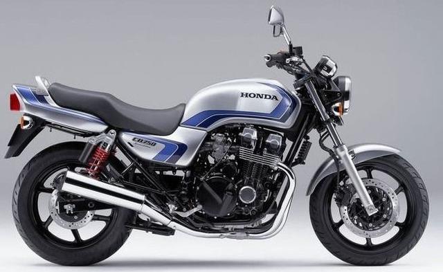 2023款本田CB1300经典史宾赛配色