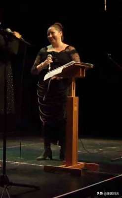 欧美人性爱(英国46岁女老师在29岁时与14岁学生发生“不伦”，被判有罪)