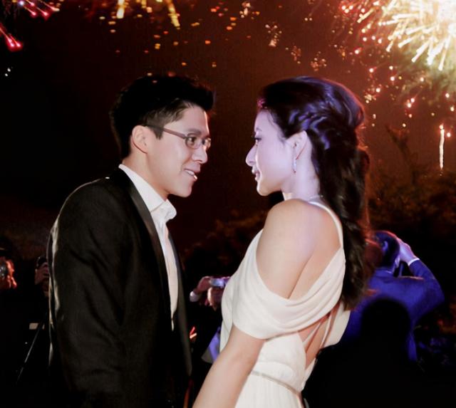 深度开扒:郭晶晶嫁给霍启刚八年,给霍家带去了什么影响?