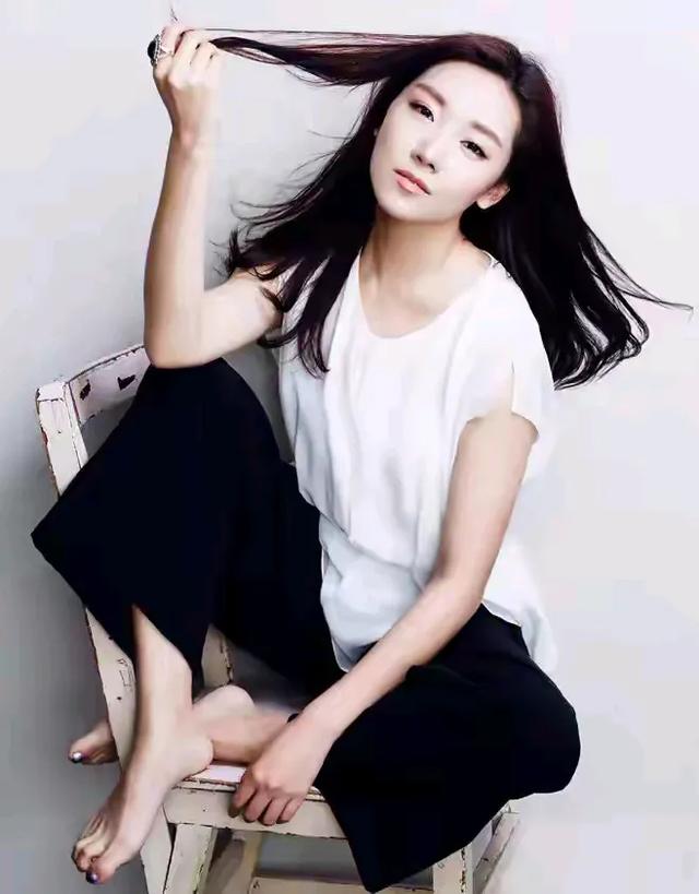 菅纫姿：用演技书写多彩人生的内地女星！