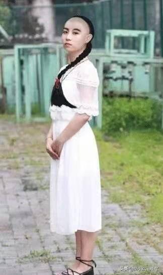 PS搞笑恶搞:求大神把女朋友p的更女神一些。