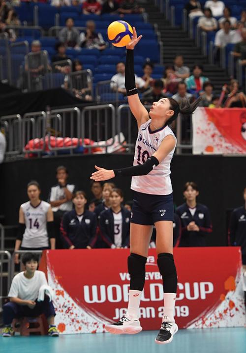 输掉“世界第一主攻对决”,金软景为何还能赢下球迷的心