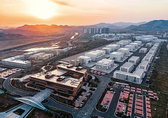 青岛影视基地：“后浪”奔涌向前，领航电影工业