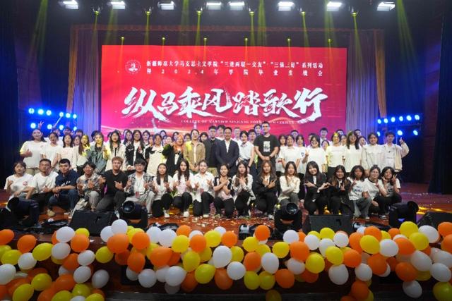 毕业有“晴天”：经历延期30天高考的学子表演刷屏网络背后