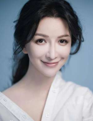 班嘉佳(班嘉佳最清纯女孩，特别的美丽特别的魅力，美让人无法抗拒住诱惑)