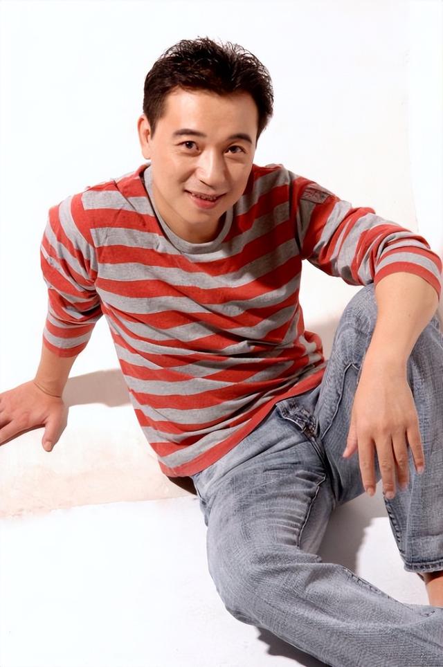 《无间》张晞临：成名前请客赊遍一条街，48岁后连生两个儿子