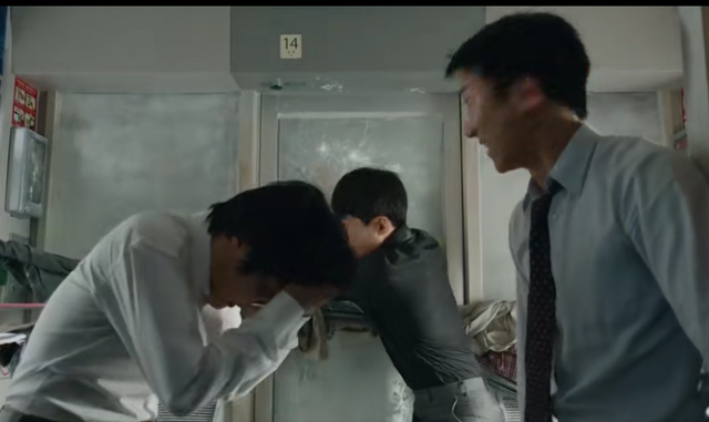 豆瓣8.5，《釜山行》这部丧尸片凭什么让你哭？