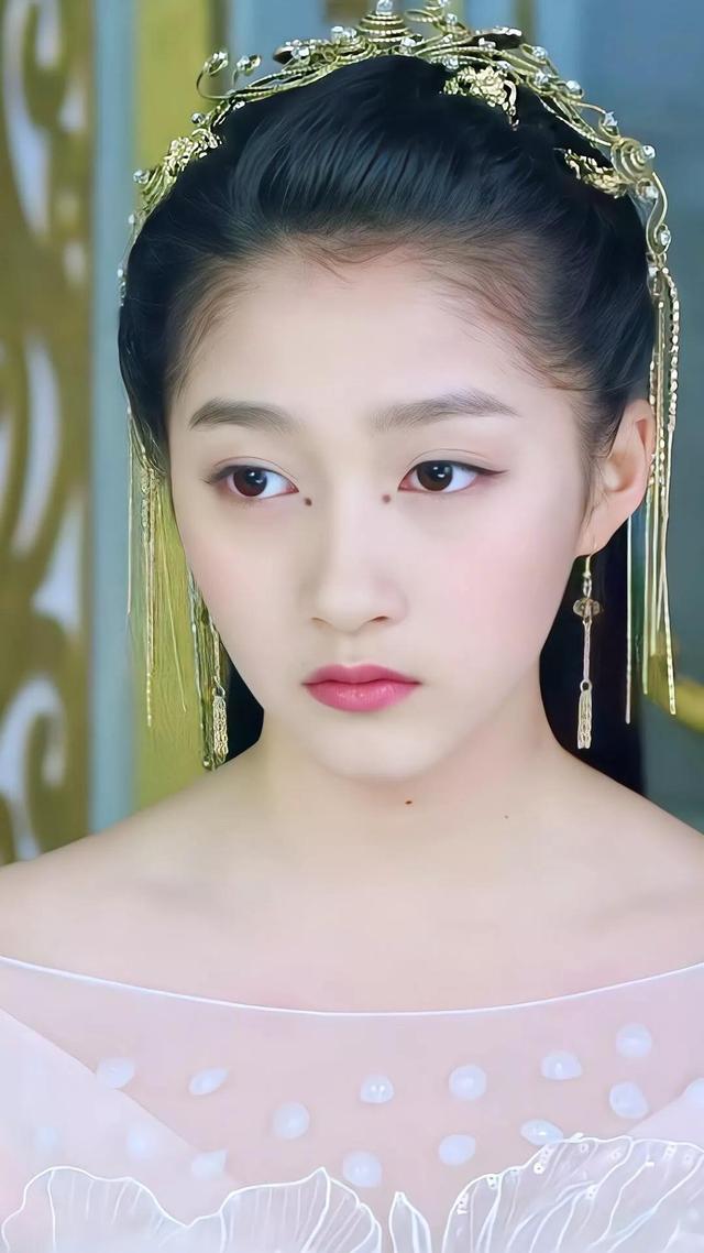 九州天空城:白庭君换了风天逸的命数与易茯苓再无交集