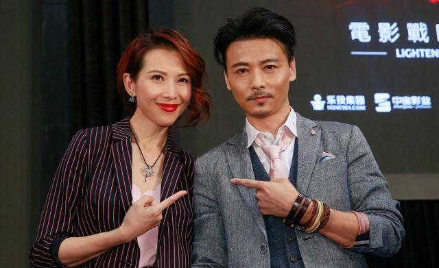 蔡少芬个高穿西装好霸气，同框老公气场被碾压，高2cm却变陪衬