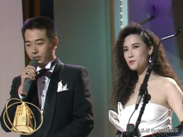 小时候嫌他长相老气，配不上貌美琼瑶女郎，原来他戏外又帅又爷们