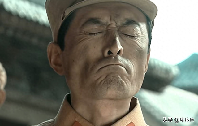 三刷《亮剑》：才懂成为俘虏的常乃超，为何能当上高级指挥系教员