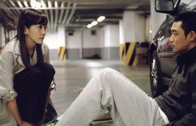 ​《女教师》，韩国19禁电影，两个女老师为争夺男学生无所不用