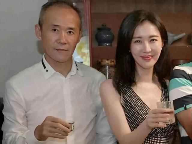 王的女人”田朴珺：曾被汤臣一品少爷抛弃，却逆袭成万科老板娘