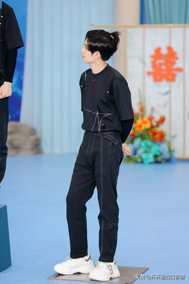 身高不到180男星！任嘉伦178、《长月烬明》罗云熙177，杨洋成谜