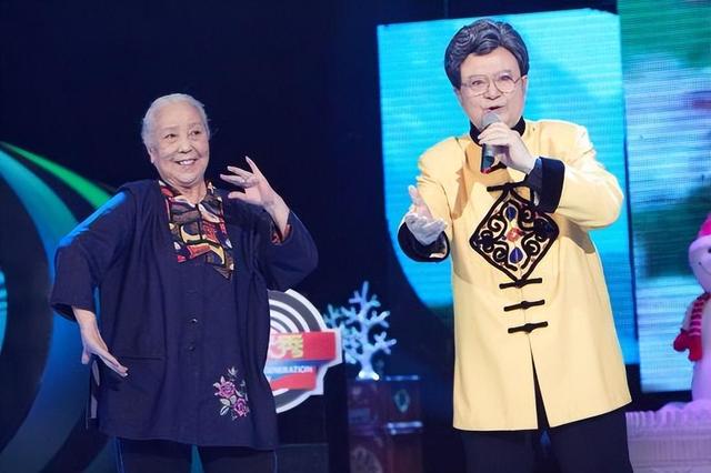 著名歌唱家胡松华：与张曼茹60年婚姻终有别，晚年女儿成他的依靠