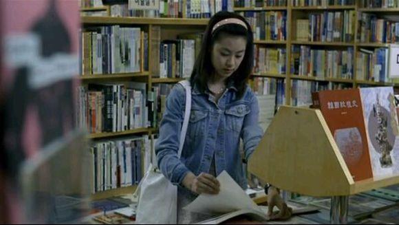 女大学生误入“泥潭”,却患上人质综合症,结局令人咋舌...