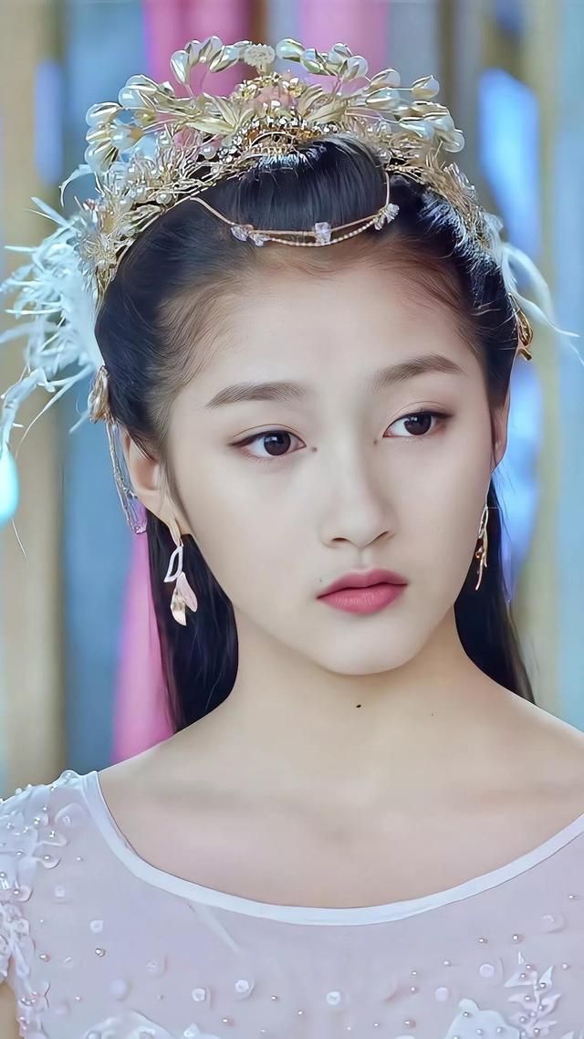 九州天空城:白庭君换了风天逸的命数与易茯苓再无交集