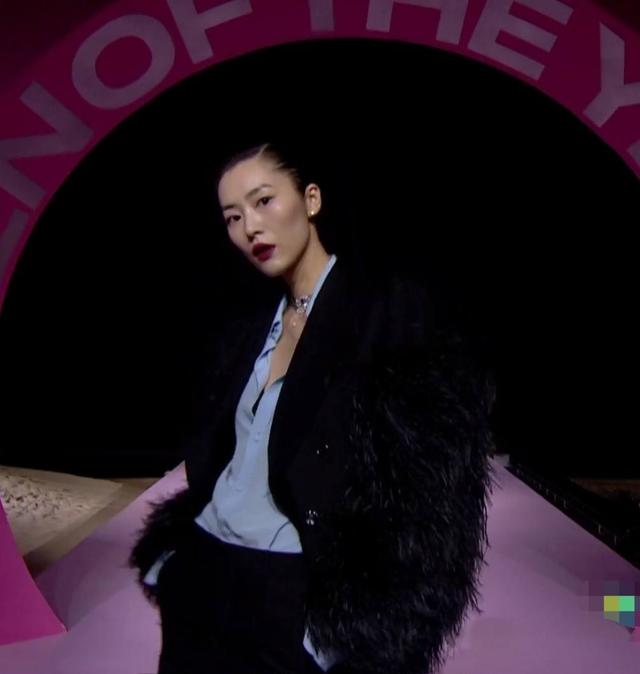 GQ红毯看点：baby怼脸太惊艳，邓伦变油腻男，杨天真成大风受害者