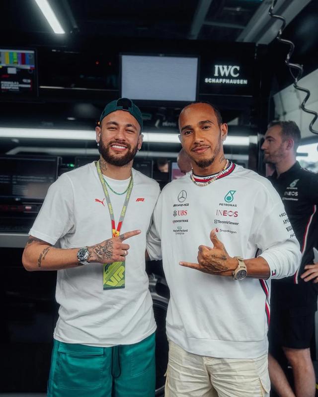 阿迪达斯，换了一辆“德国战车”