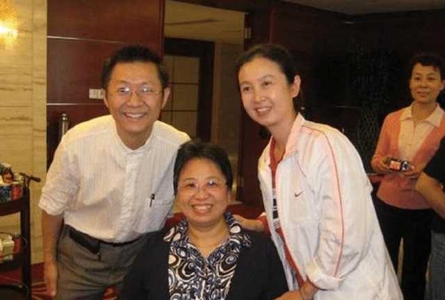 80年代红极一时，因父亲反对无奈退圈的宝珣，如今成为商业大亨！