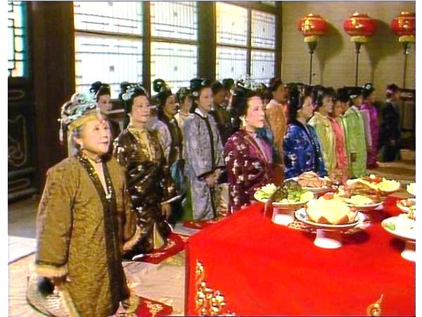 红楼梦的怪现象：遍地是二爷，到处藏续弦，背后是何玄机？