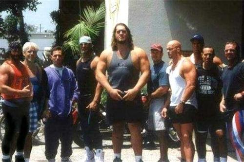 大秀哥：从体重450斤的大胖子，到6块腹肌的巨人，太不容易了