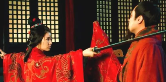 孙尚香:东吴的郡主,蜀汉的主母,两边都是家,又都当她是外人