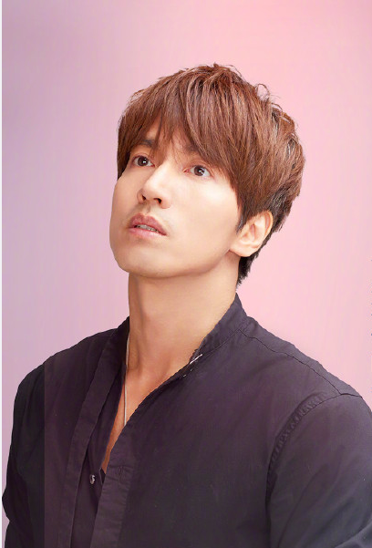 王菲15岁改名，言承旭本名廖洋震，炎亚纶安以轩伍佰其实都姓吴