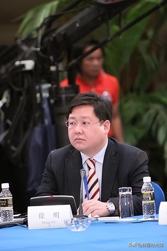 田海蓉丈夫徐明:28岁成富豪,44岁狱中病逝,今15岁女儿显成熟