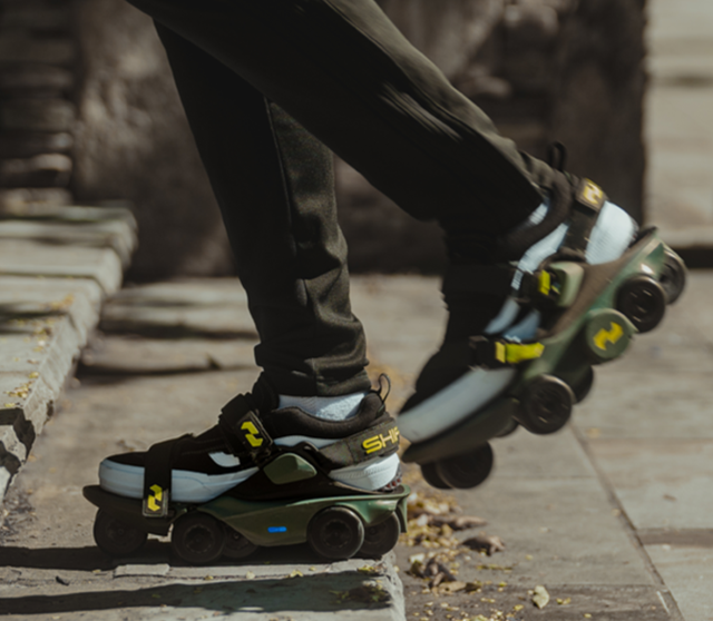 不能飞的风火轮！用AI造出世界最快的鞋子，时速最高11公里