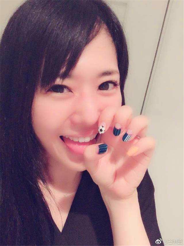 37岁苍老师，为了孩子要求下架所有作品，网友不乐意了