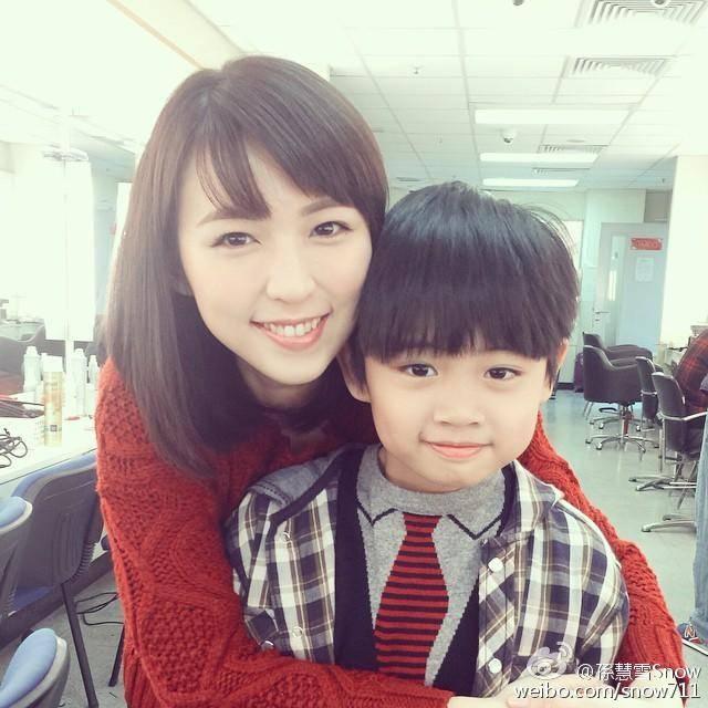 两位TVB妈妈级艺人,年近四十却依然保持“童颜”