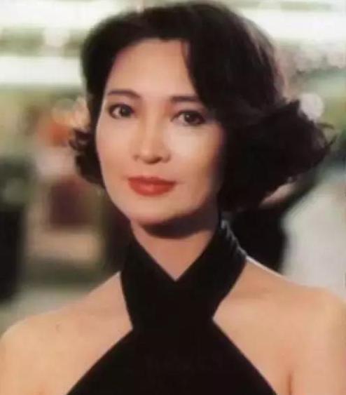 1974年,秦汉对怀孕的妻子说:我爱上了林青霞,我也不想失去你