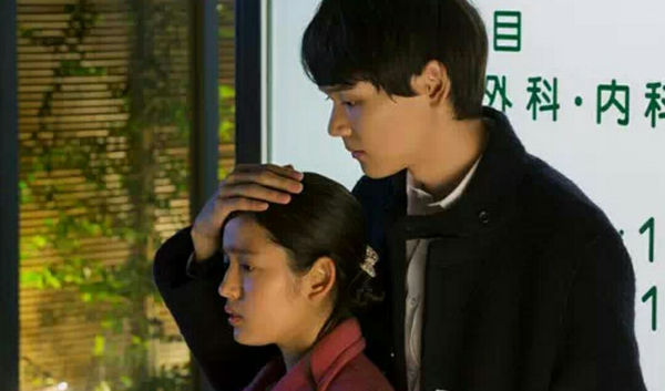 如何正确撩妹子的头发?