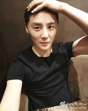 300亿韩元等于多少人民币(金俊秀酒店买卖被骗300亿韩元，警方正在调查)