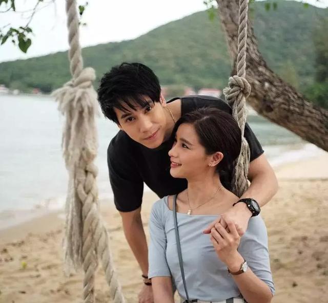 《妒海》伯腾一脸的宠溺 伯腾小云最后归宿如何 薇妮是童年阴影？