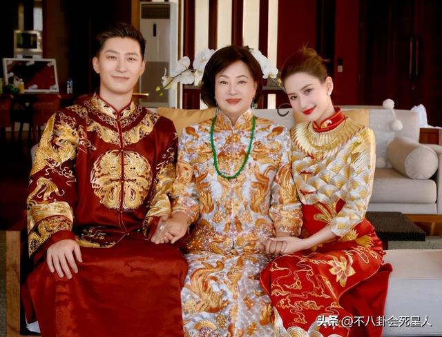 ​从家世实力到婚礼，赌王的明星女婿窦骁，都输给了四房的平民女婿