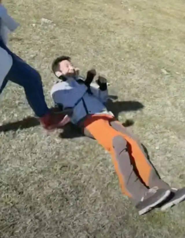 元宵晚会小撒太搞笑了，朱迅疑整容五官大变，51岁看着像20岁姑娘