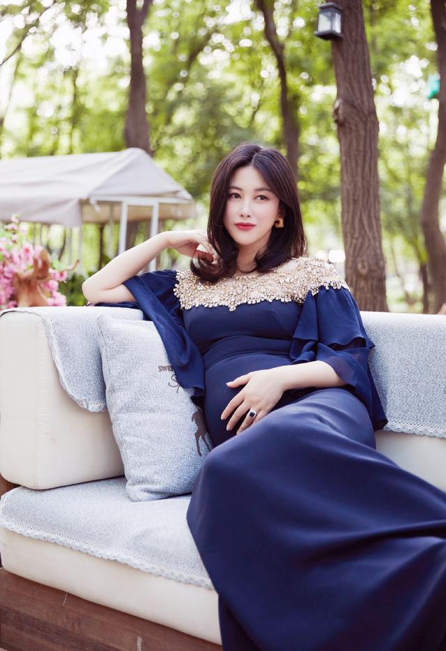 《叛逆者》主演朱珠:将门之后曾打工当家教,37岁结婚刚刚好