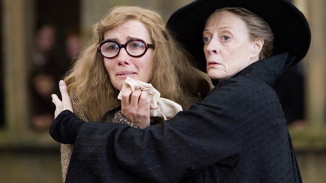 《哈利波特与凤凰社》重映，乌姆里奇是如何一步步控制霍格沃兹的