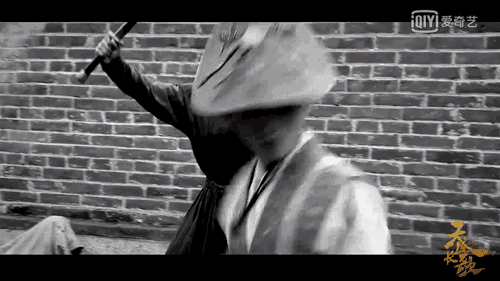 白敬亭演顾南衣被赞“神仙选角”，颜值高就适合演古装剧吗？