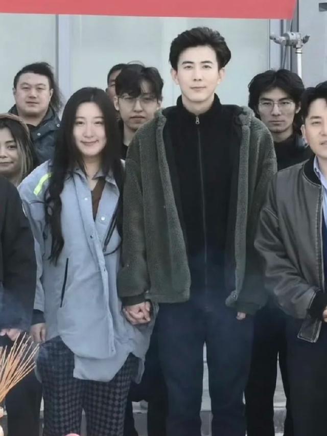 喜剧女王官宣男友！全网傻眼：双向奔赴的“病情”竟然这么上头